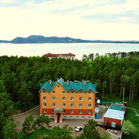 Hotel Nurlytau Borovoe Extérieur photo