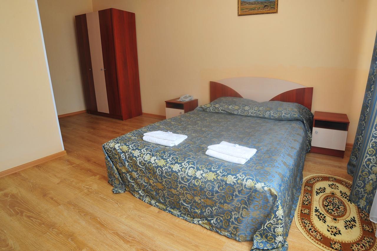 Hotel Nurlytau Borovoe Extérieur photo